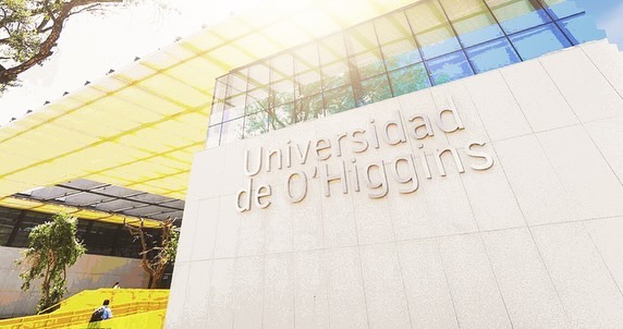 Fotografía de la fachada de la Universidad de O’Higgins publicada por RancaguaLand.